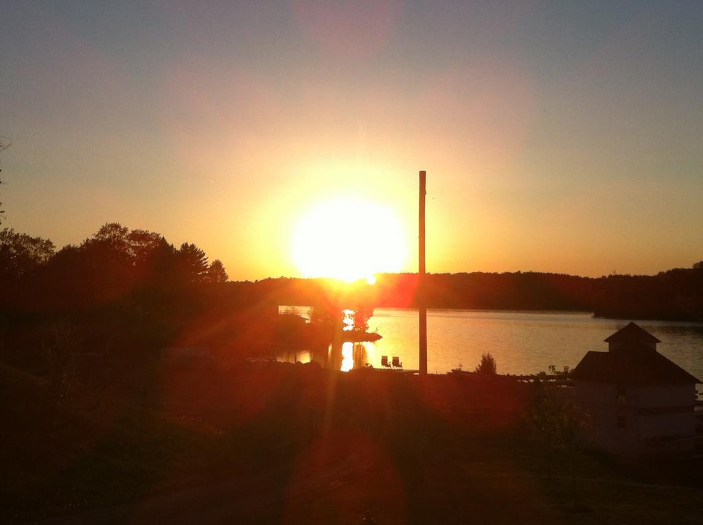 Lake Lauzon Resort Blind River Экстерьер фото
